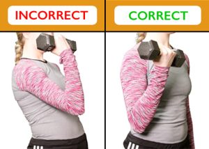 right and wrong bicep curl form